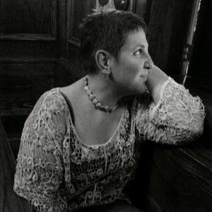 Meet your Posher, Lyllyan